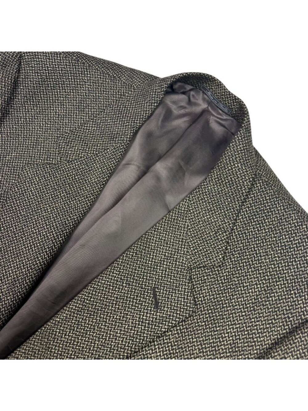 Corneliani Men's 100% Wool Tweed 2-Button Blazer Gray Herringbone • Italy • 42R